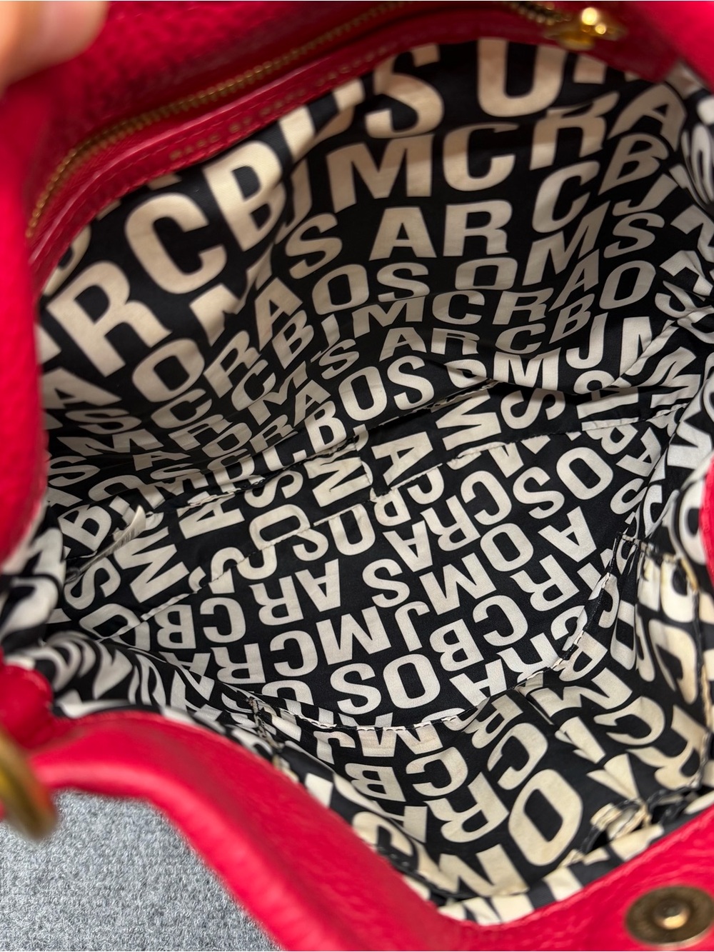 MARC JACOBS Classic Q Hiller Bag Bright Red - Picture 12 of 15